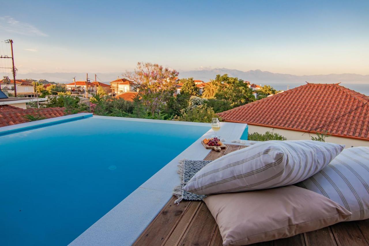 Georgianna'S Suite With Private Pool , 'Blank Suite' Charokopio Buitenkant foto